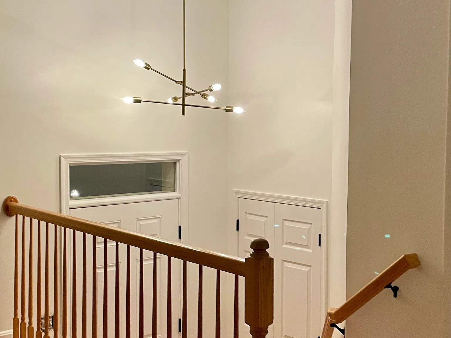 3 bed, 1960 sqft, $3,300 — Photo 2