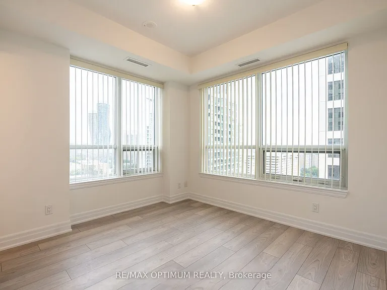 36 Elm Dr W #2102 — Photo 15