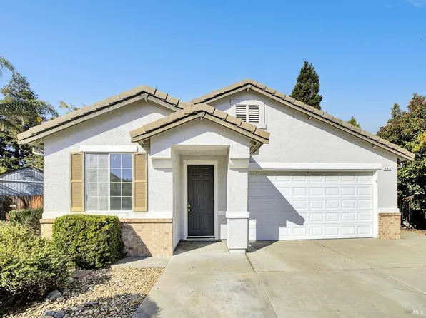 949 Summerbreeze Court, Vacaville, CA 95687