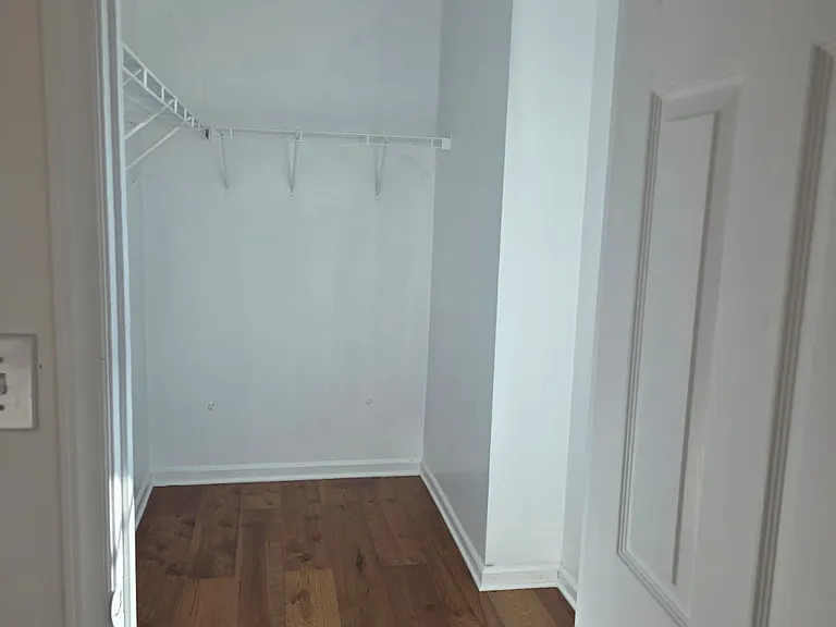 143 Bennington Dr — Photo 11