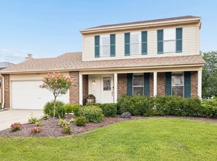 1712 Borman Pl, Downers Grove, IL 60516