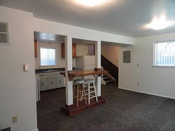 1615 Colorado main area
