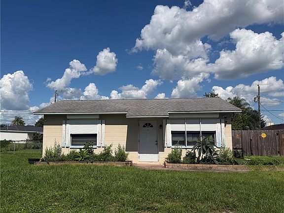 2nd image of 1008 Gerald AVE