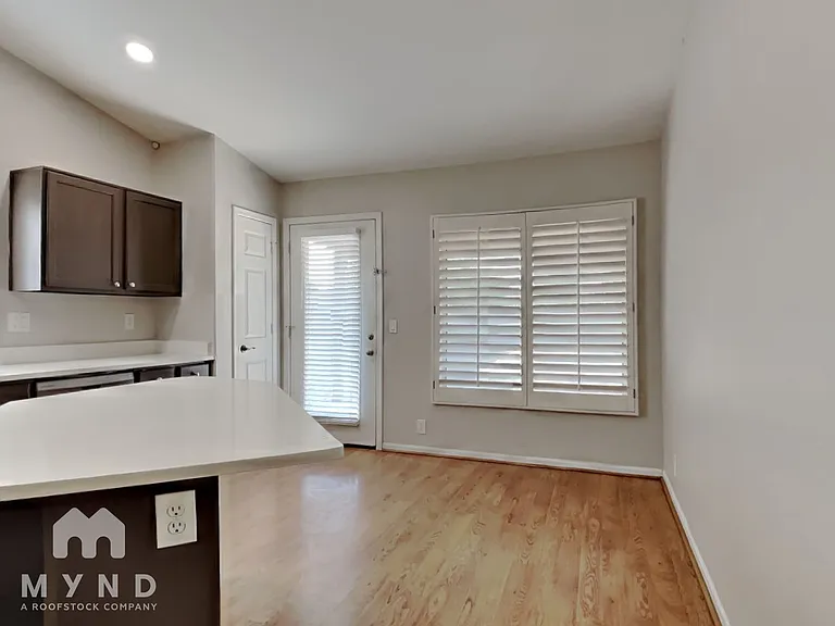 10257 W Pasadena Ave — Photo 9