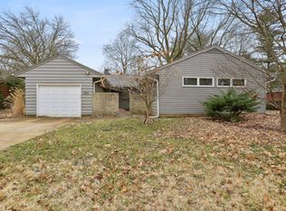 2013 Burlison Dr, Urbana, IL