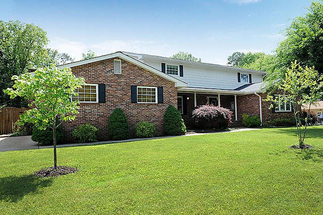 1st image of 7422 Twin Brook Dr