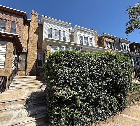 2nd image of 4925 D St