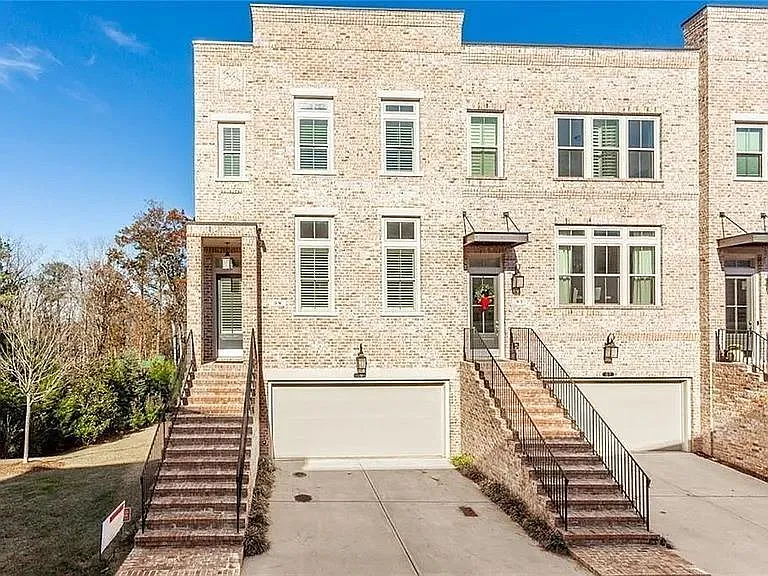 59 Winslow St — Photo 2