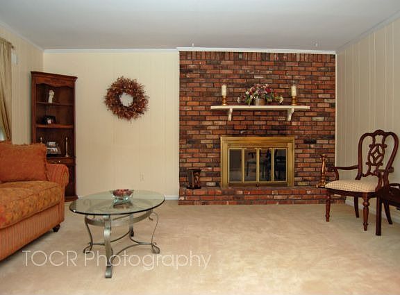 3rd image of 758 Rolling Hill Dr