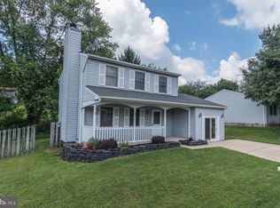 4279 Sycamore Dr, Hampstead, MD 21074
