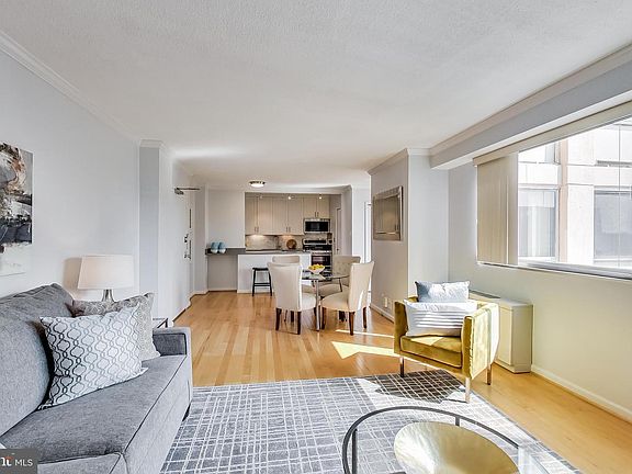4th image of 4515 Willard Ave APT S1802