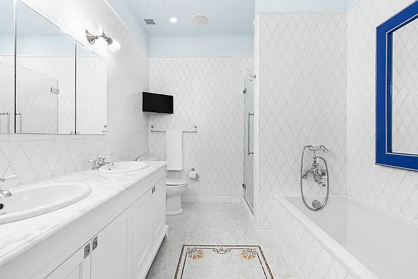 Sold by Compass | media 10