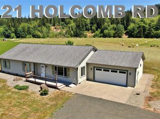 21 Holcomb Rd, Raymond, WA 98577