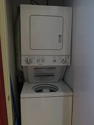 Rented by Bohemia Realty Group | media 23