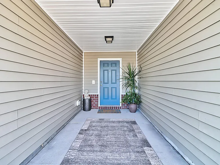 853 Bonita Loop — Photo 5