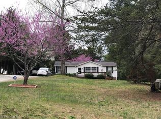 2626 Frye Bridge Rd, Clemmons, NC 27012