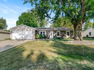 2106 Sturdy Rd, Valparaiso, IN 46383