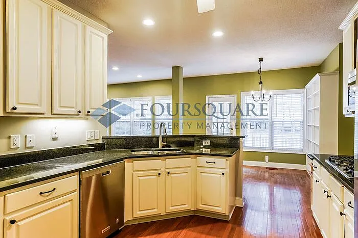 3135 Lariat Ridge Dr — Photo 12