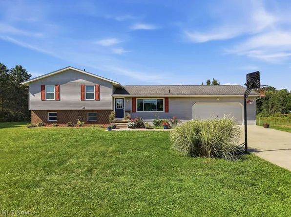 5243 Laubert Rd, Atwater, OH 44201