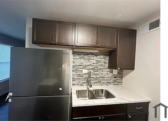 2 bed, $1,500 — Photo 3