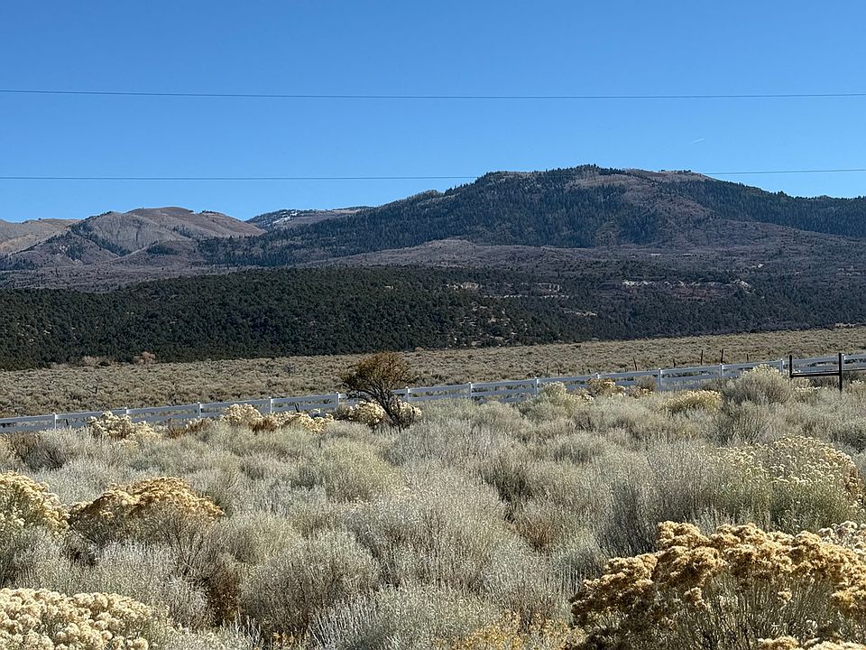 1st image of 4 Pine Creek Rd
