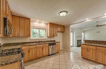 5th image of 9800 Warington Sq