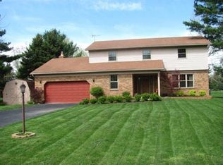 8870 Stonehenge Cir NW, Pickerington, OH 43147