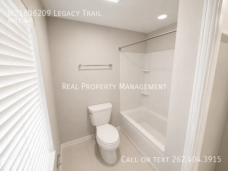 W216N6209 Legacy Trl — Photo 37