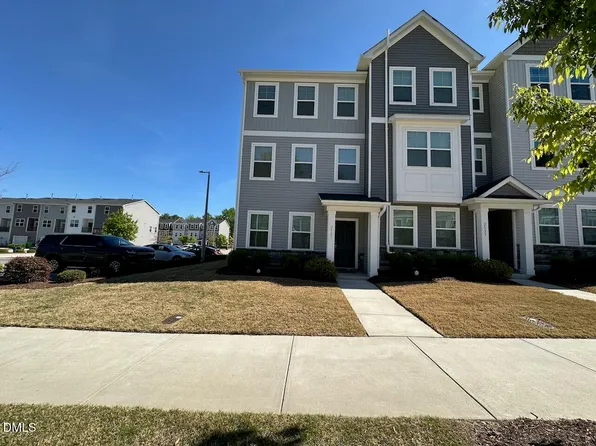 2521 Laurel Valley Way, Raleigh, NC 27604