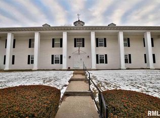 3438 W Villa Rdg, Peoria, IL 61604