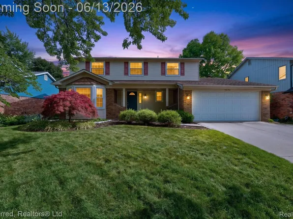 43751 Oakbrook Rd, Canton, MI 48187