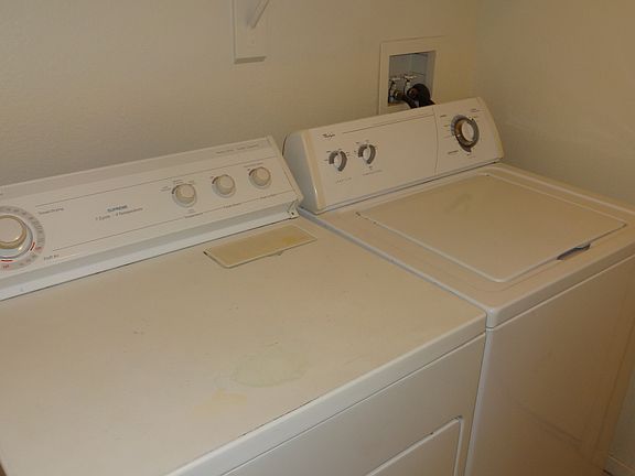 2nd image of 9145 Green Thicket Ct