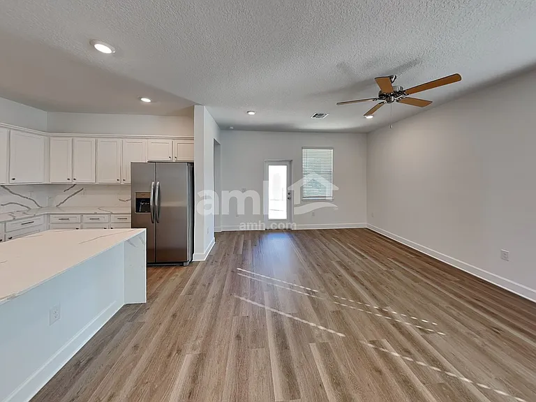 2904 20th Avenue Dr W — Photo 7