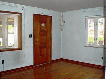 3rd image of 6364 Crestview Dr