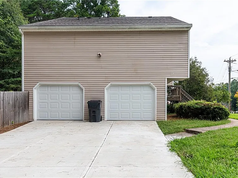 409 Arnold Rd — Photo 40
