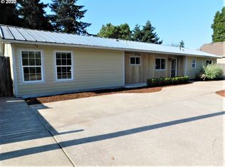 3130 Willakenzie Rd, Eugene, OR 97401