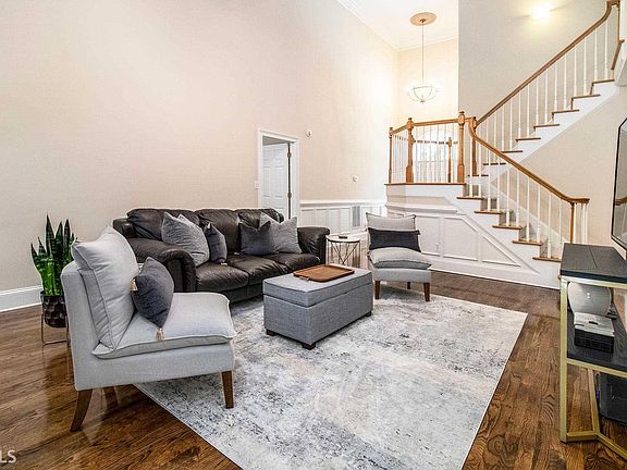 4th image of 170 Eagles Nest Dr #38