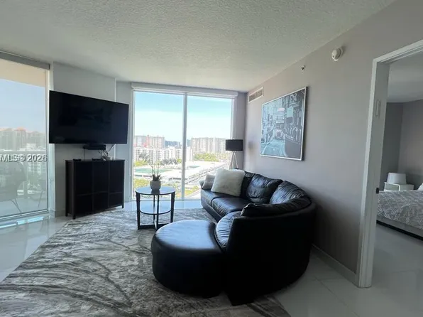 150 Sunny Isles Blvd, Sunny Isles Beach, FL