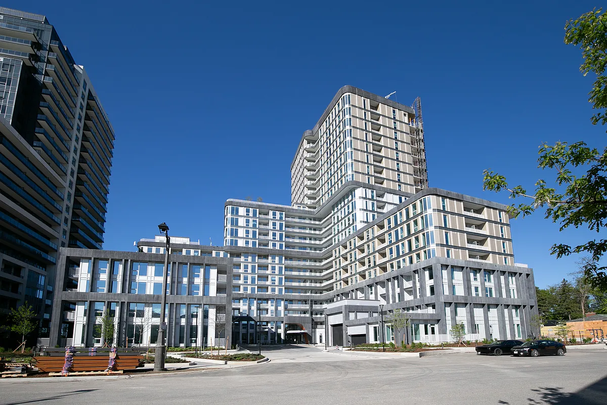 Building Photo - 3240 William Coltson Ave