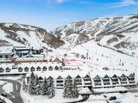 Ski-In/Ski-Out Convenience!