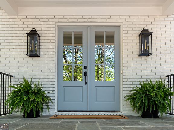 4th image of 3390 Williams Rd