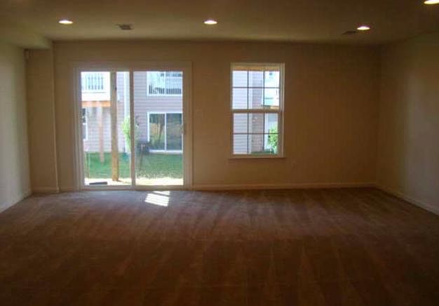 1st image of 1256 Carrick Ct