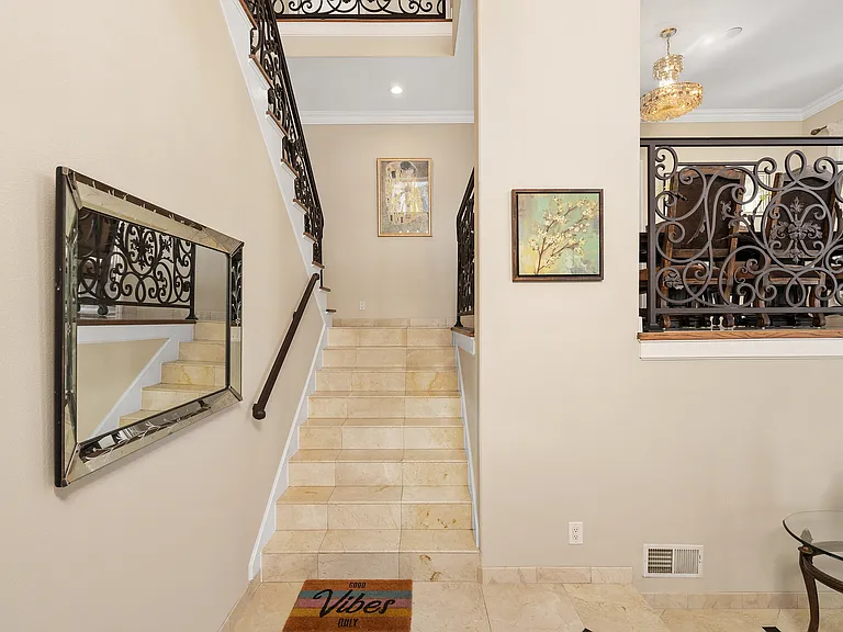 7901 Berger Ave — Photo 5