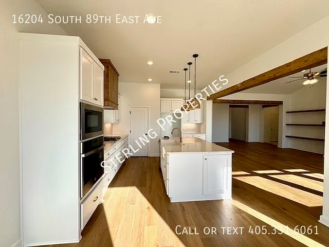 16204 S 89th East Ave — Photo 13