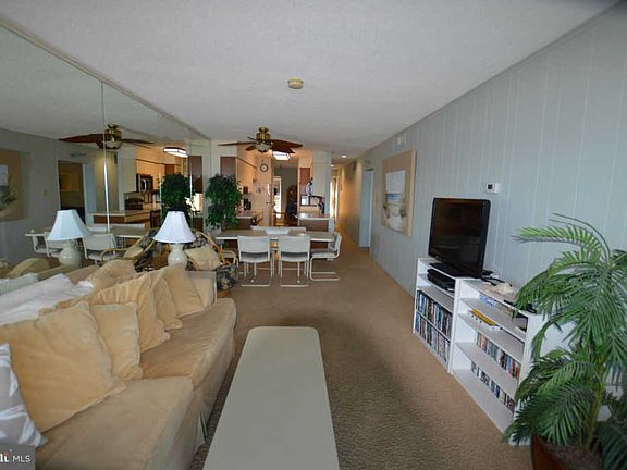 5th image of 11903 Wight St Unit 303
