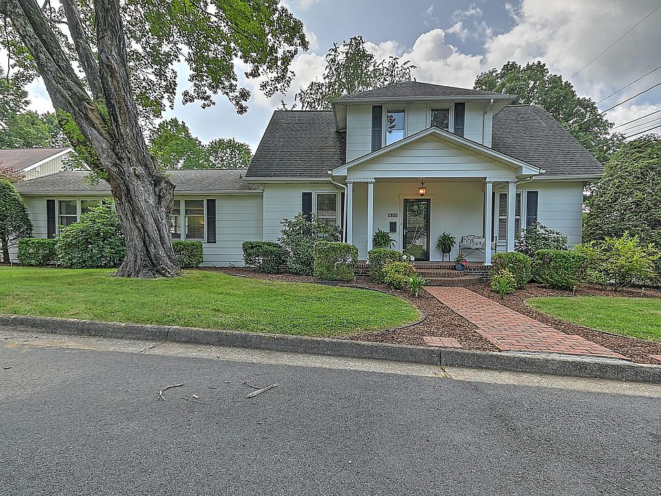 1st image of 620 Arlington Ave
