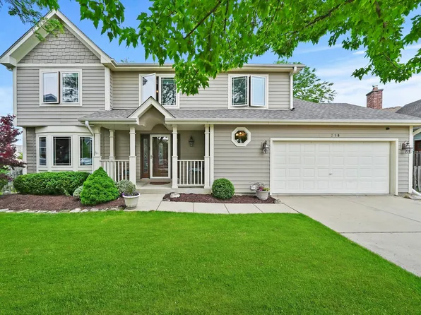 27W218 Shires Ct, Winfield, IL 60190