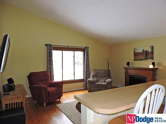 4th image of 2623 Greene Ave
