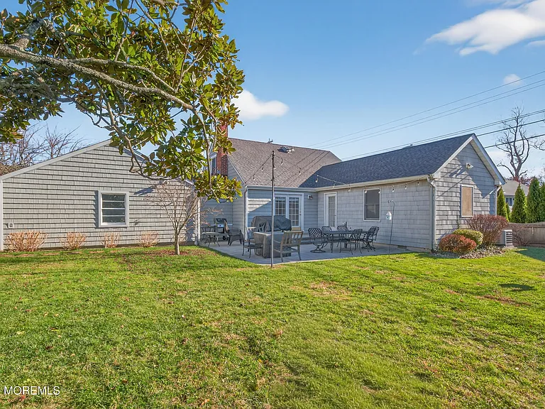 303 Bell Pl — Photo 29