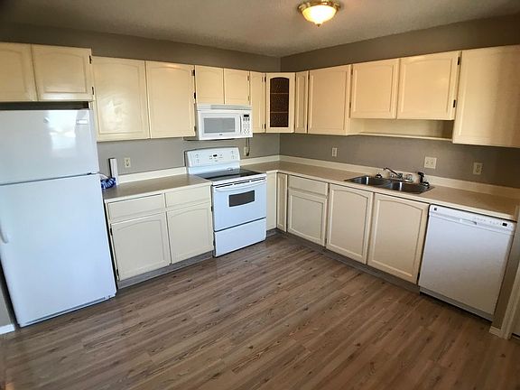 3rd image of 264 Tundra Dr